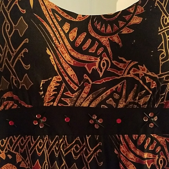 Dress - Picture 3 of 4